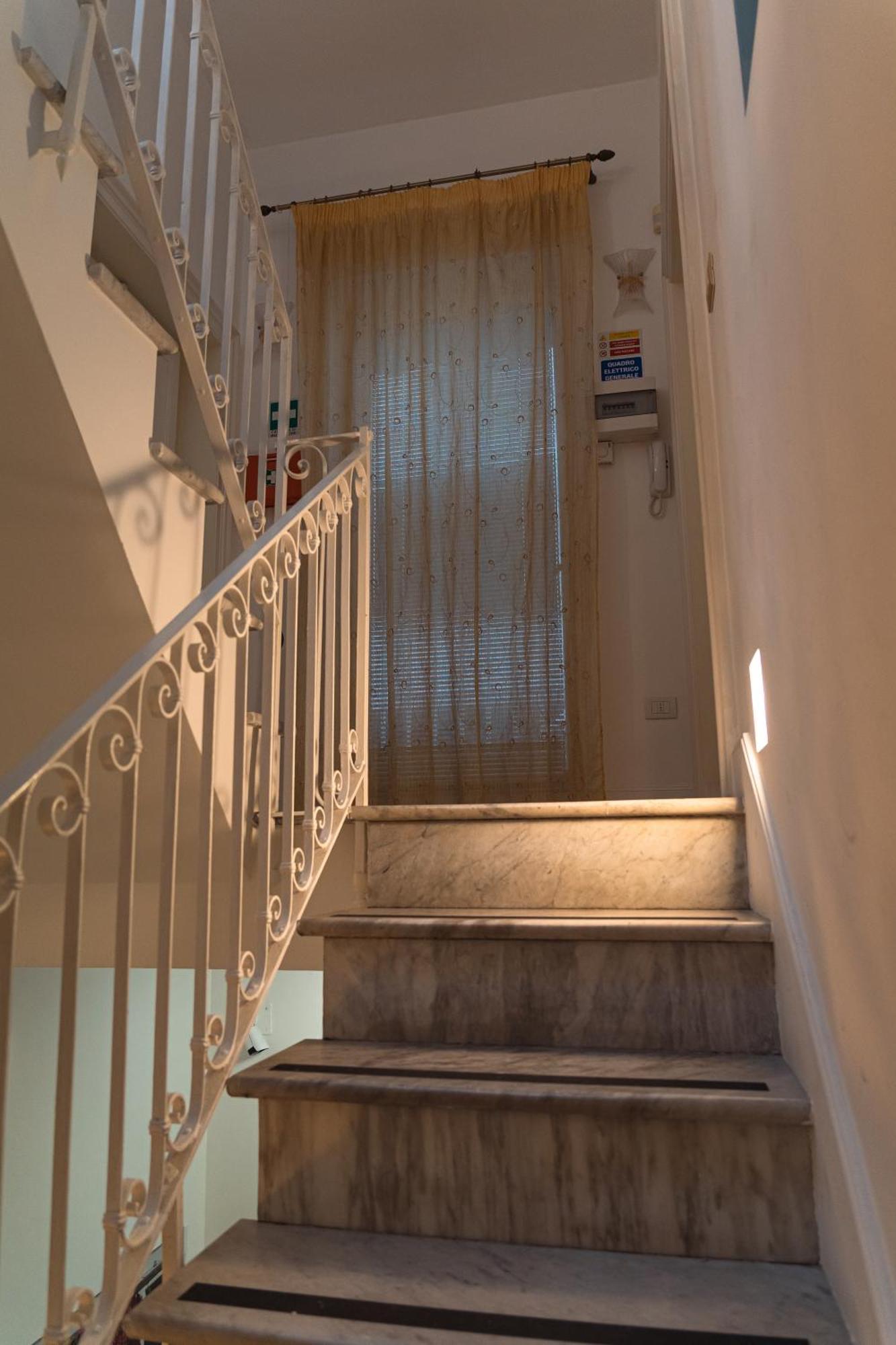 B&B Emme Enne Taranto Bagian luar foto